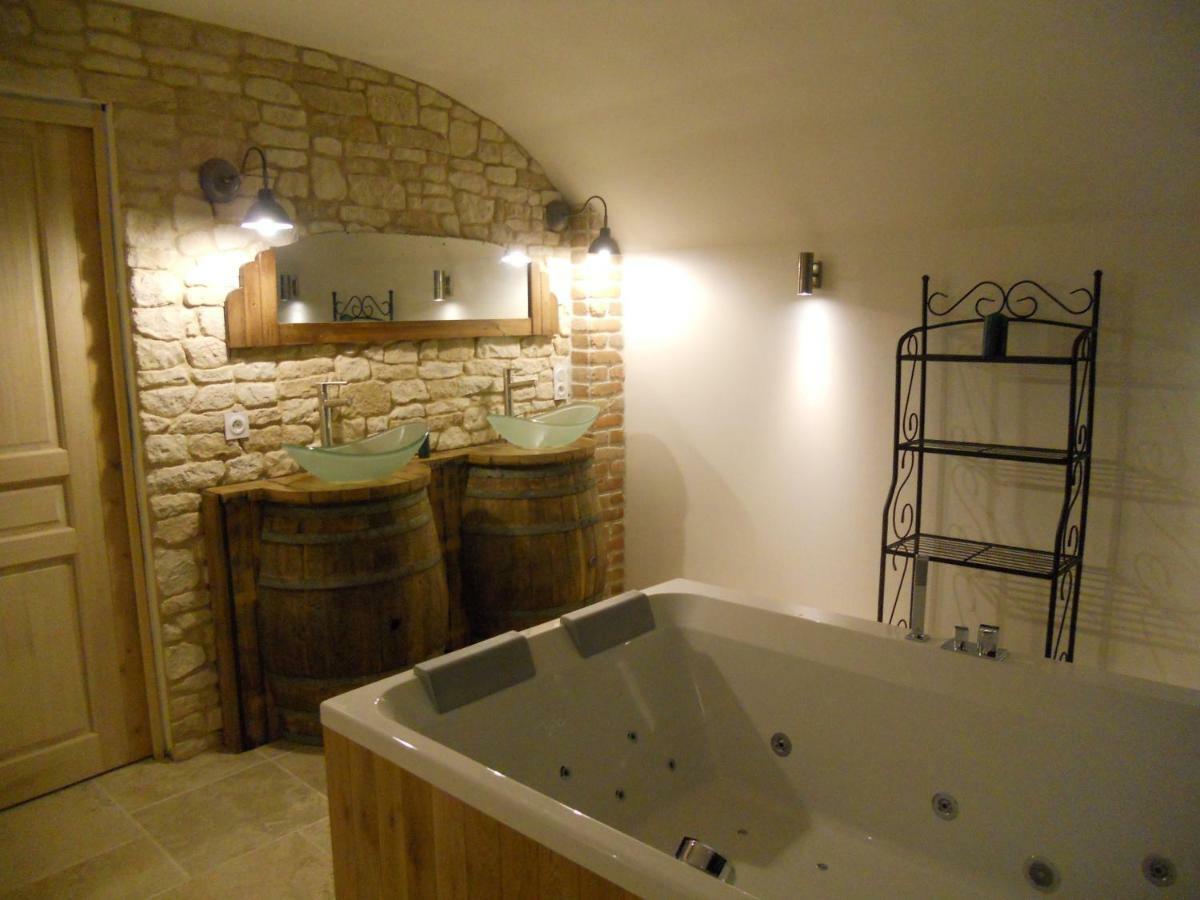 Gite La Nuit Etoilee Chez Champagne Mathelin Mareuil-le-Port Экстерьер фото